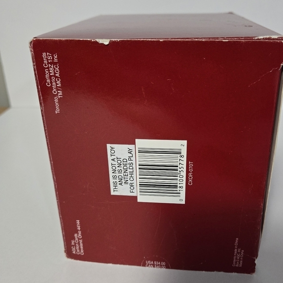 Carlton Cards Vintage Holiday Music Ornament with Lights "Holiday Waltz" - Picture 6 of 15